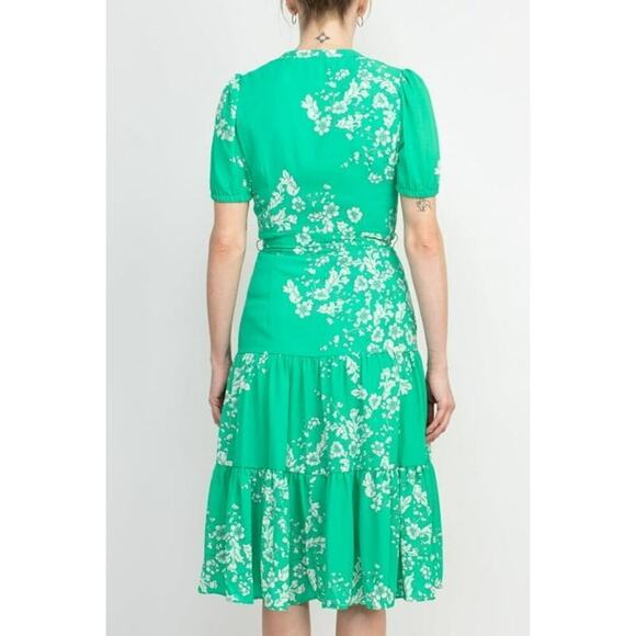 NWT Nanette Lepore V-Neck Short Sleeve Tie Waist Floral A-Line Crepe Dress 10 - Picture 2 of 12